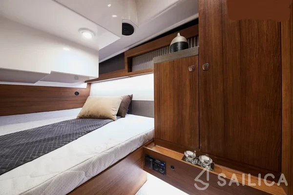 Northman 1200 - Yacht Charter Sailica