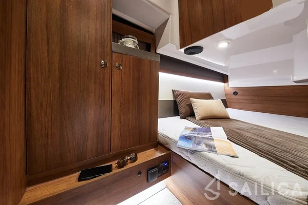 Northman 1200 - Yacht Charter Sailica
