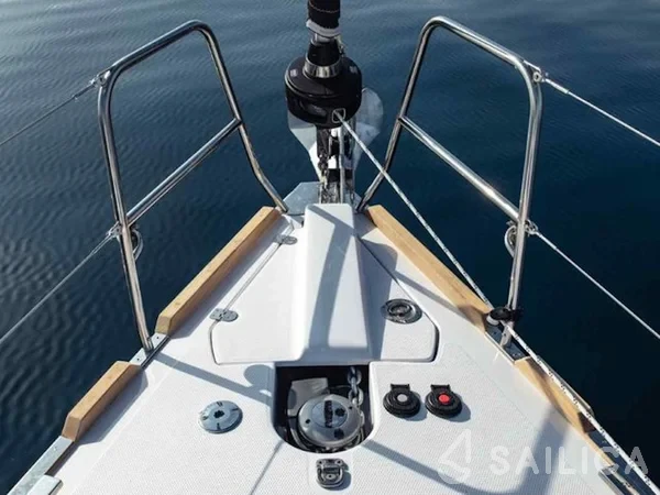 Elan Impression 40.1 - Yacht Charter Sailica