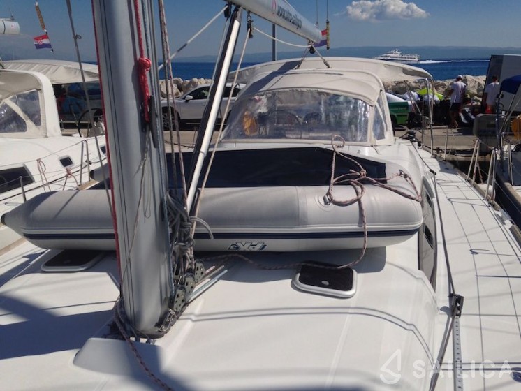 Oceanis 50 Family - Yacht Charter Sailica