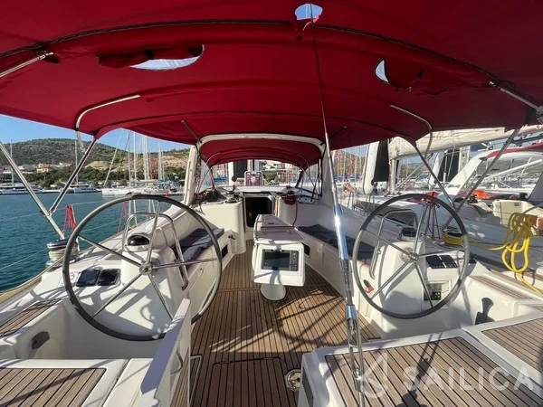 Oceanis 50 Family - Yacht Charter Sailica