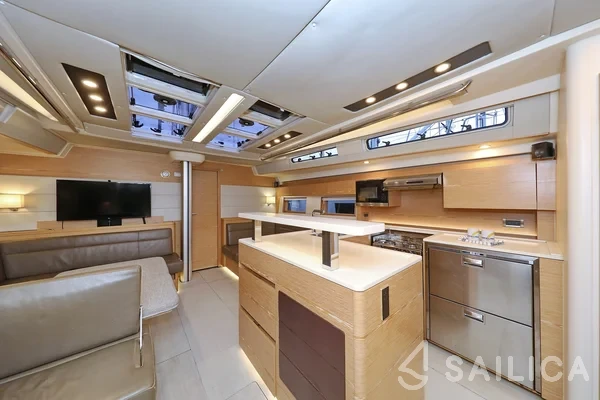 Hanse 588 - Yacht Charter Sailica