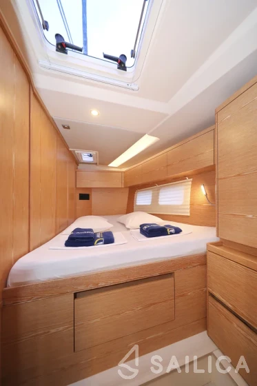 Hanse 588 - Yacht Charter Sailica