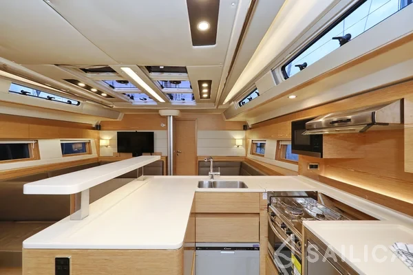 Hanse 588 - Yacht Charter Sailica