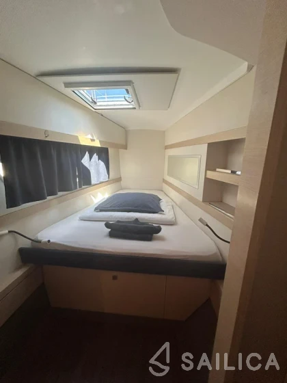 Lucia 40 - Yacht Charter Sailica