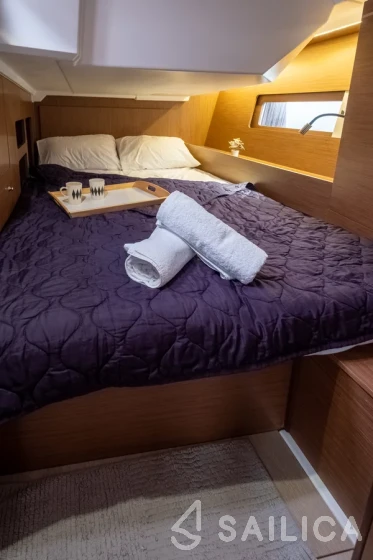 Oceanis 46.1 - Yacht Charter Sailica
