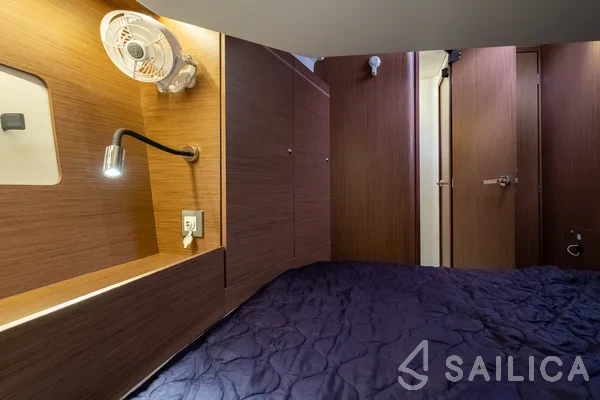 Oceanis 46.1 - Yacht Charter Sailica