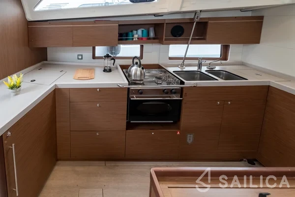 Oceanis 46.1 - Yacht Charter Sailica