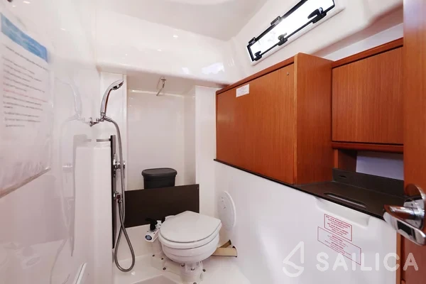 Bavaria 33 Cruiser - Yacht Charter Sailica