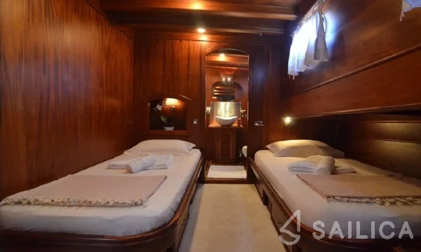 Gulet - Yacht Charter Sailica
