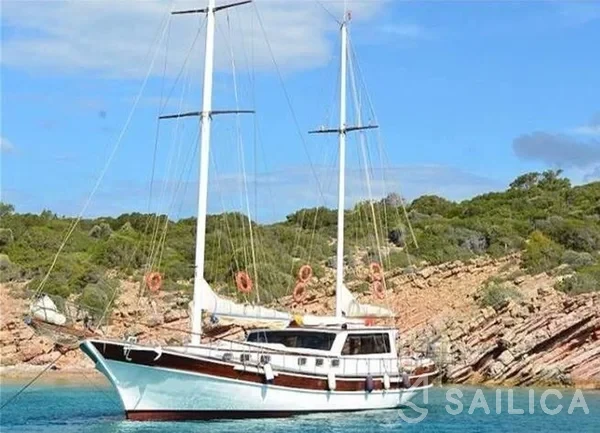 Gulet - Yacht Charter Sailica