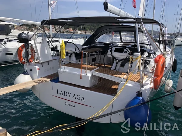 Hanse 508 - Yacht Charter Sailica