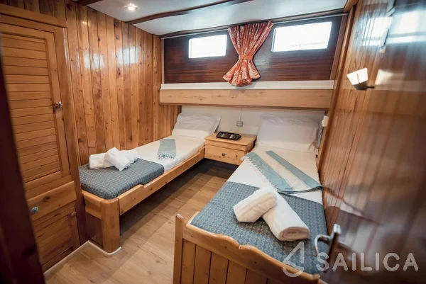 Gulet - Yacht Charter Sailica