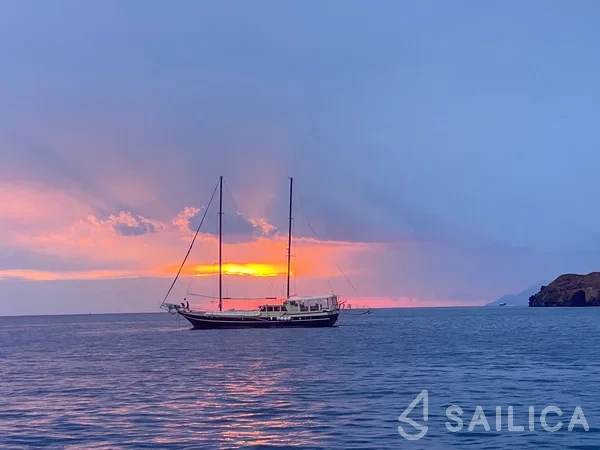 Gulet - Yacht Charter Sailica