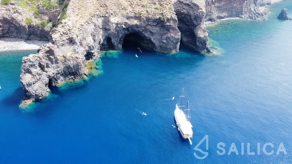 Gulet - Yacht Charter Sailica