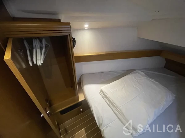 Sun Odyssey 36i - Yacht Charter Sailica