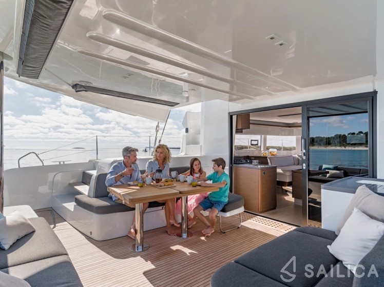 Lagoon 50 - Yacht Charter Sailica