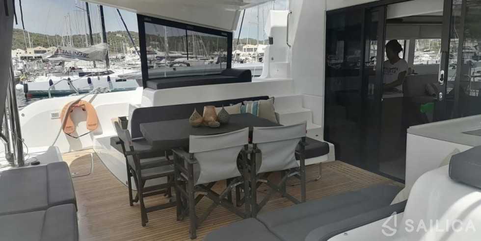Lagoon 50 - Yacht Charter Sailica