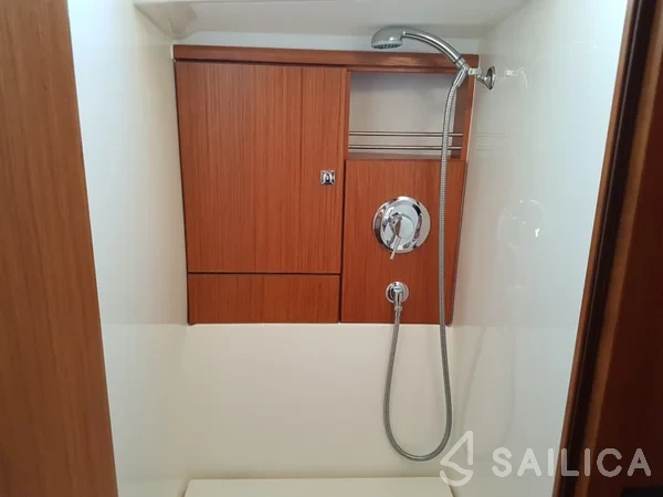 Bavaria Cruiser 46 - Yacht Charter Sailica