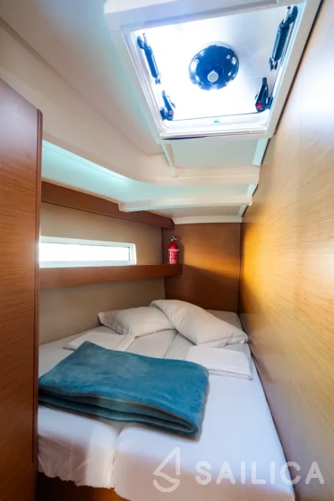 Sun Odyssey 440 - Yacht Charter Sailica