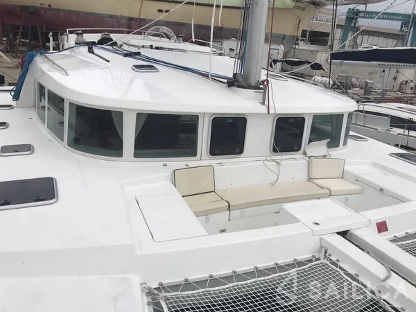 Lagoon 440 - Yacht Charter Sailica