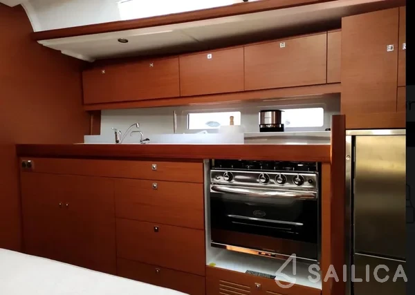 Dufour 460 GL - Yacht Charter Sailica