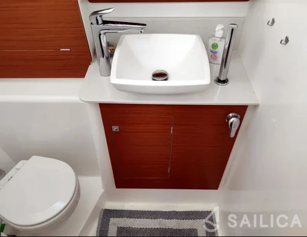 Dufour 460 GL - Yacht Charter Sailica