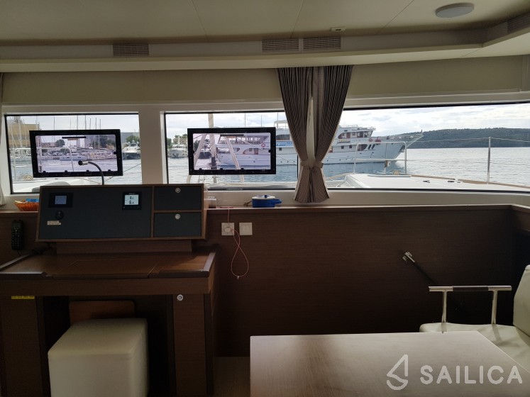 Lagoon 52 - Yacht Charter Sailica