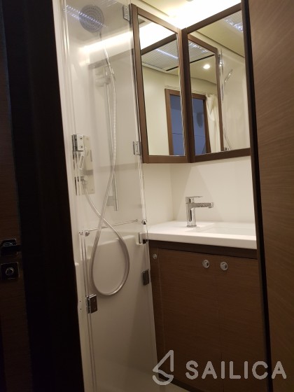 Lagoon 52 - Yacht Charter Sailica