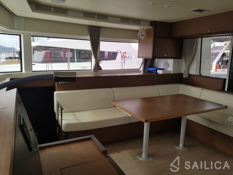 Lagoon 52 - Yacht Charter Sailica