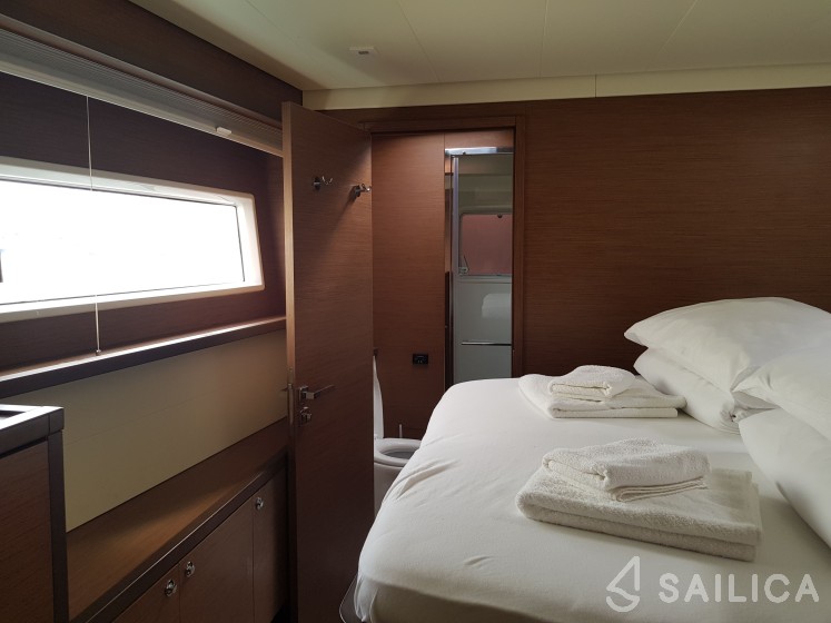 Lagoon 52 - Yacht Charter Sailica