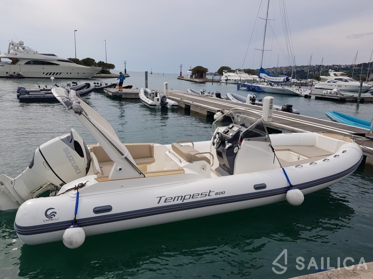 Tempest 800 - Yacht Charter Sailica