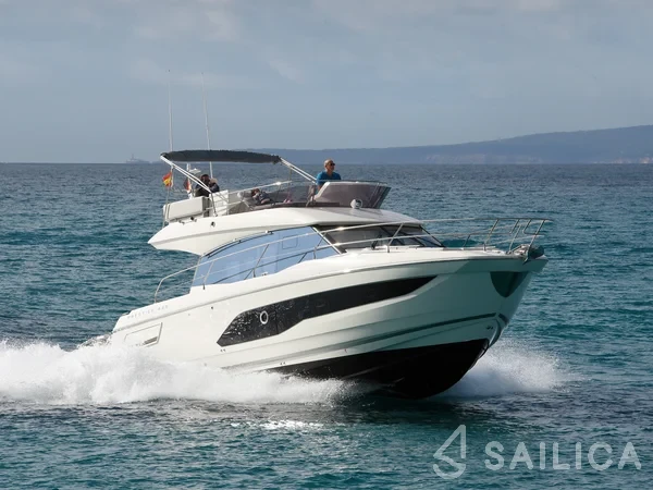 Prestige 42 - Yacht Charter Sailica