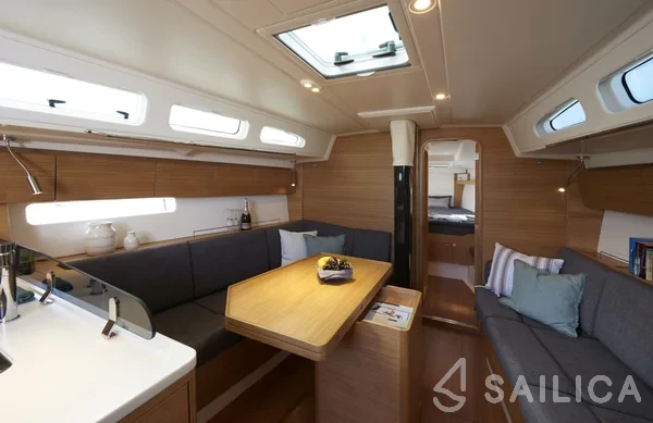 Xp 44 - Yacht Charter Sailica
