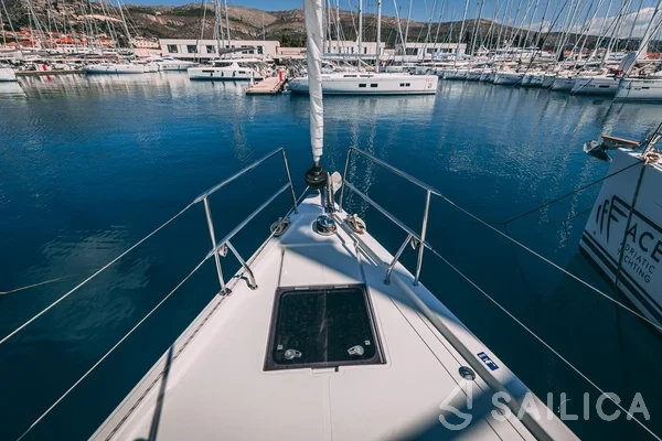 Hanse 455 - Yacht Charter Sailica