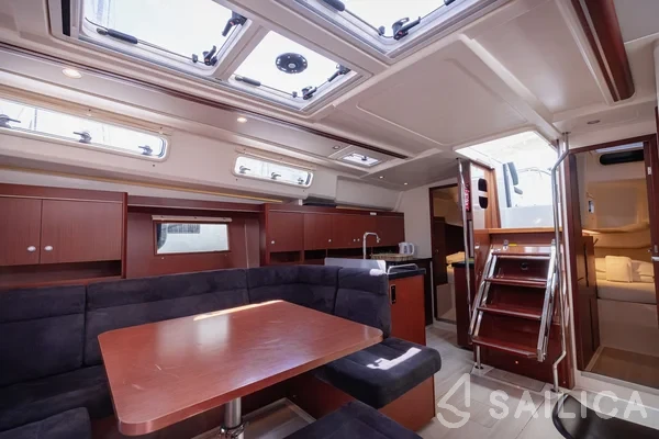 Hanse 455 - Yacht Charter Sailica