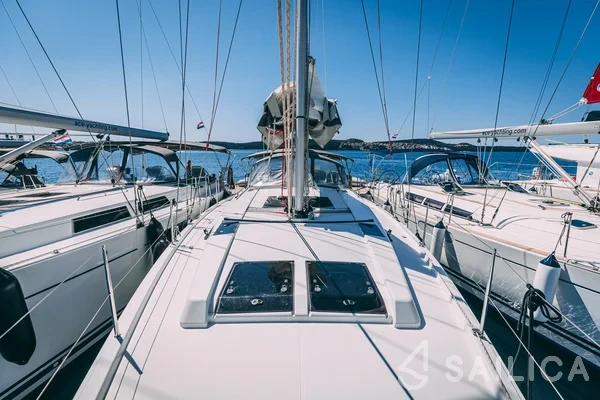 Hanse 455 - Yacht Charter Sailica