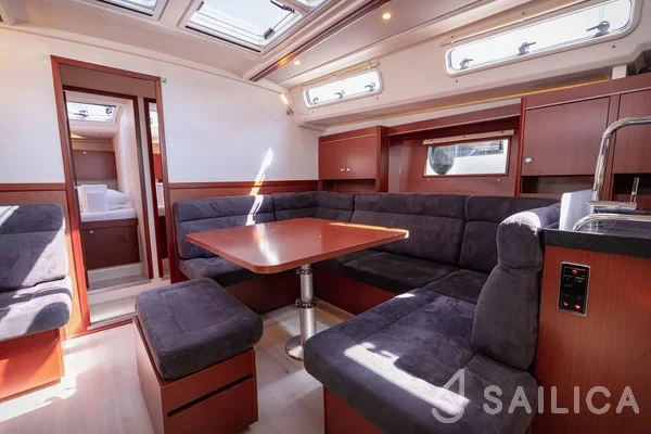 Hanse 455 - Yacht Charter Sailica