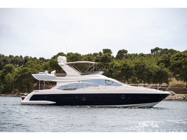 Azimut 58 - Yacht Charter Sailica