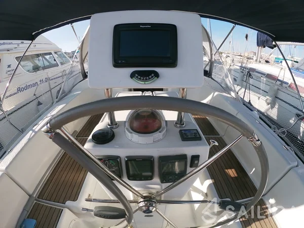 Harmony 42 - Yacht Charter Sailica