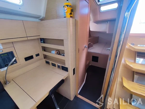 Hanse 508 - Yacht Charter Sailica