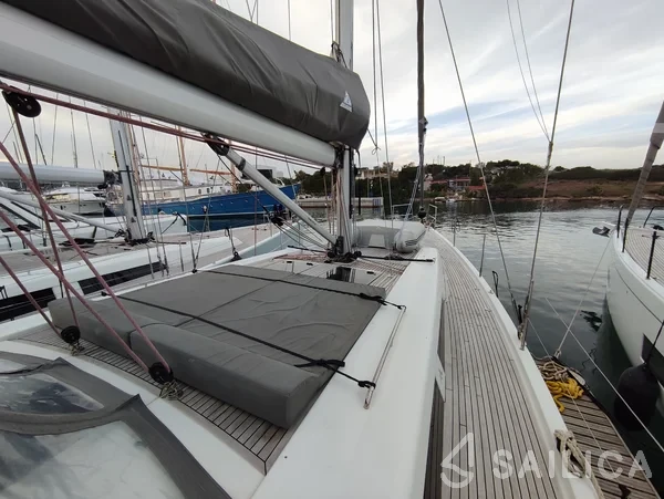 Hanse 508 - Yacht Charter Sailica