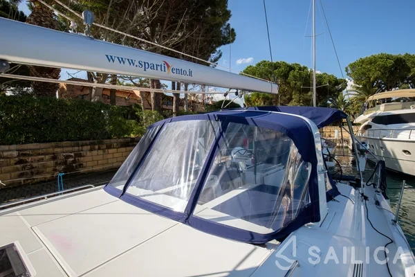 Oceanis 46.1 - Yacht Charter Sailica