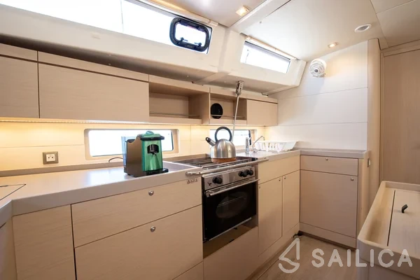 Oceanis 46.1 - Yacht Charter Sailica