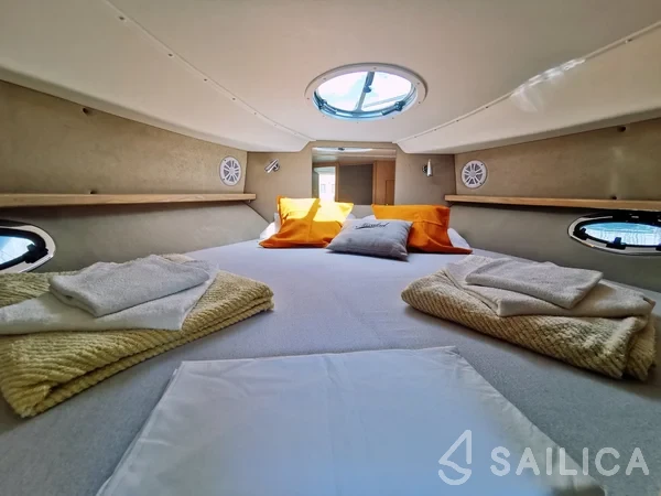 Mirakul 30 - Yacht Charter Sailica