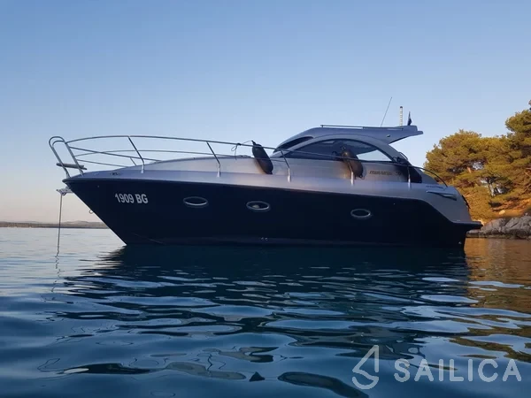 Mirakul 30 - Yacht Charter Sailica