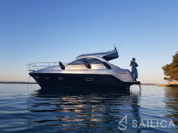Mirakul 30 - Yacht Charter Sailica