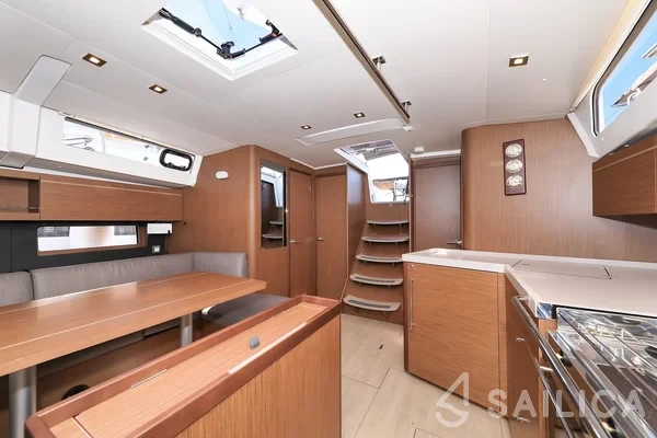 Oceanis 46.1 - Yacht Charter Sailica