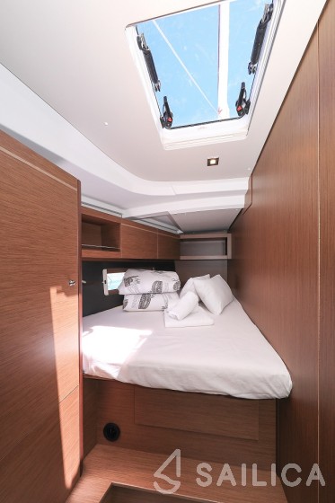 Oceanis 46.1 - Yacht Charter Sailica