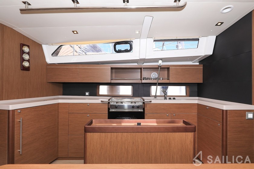 Oceanis 46.1 - Yacht Charter Sailica